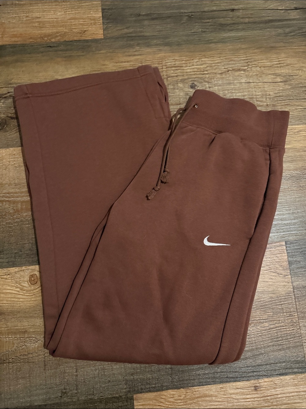 Nike Women’s Brown Wide Leg Sweatpants